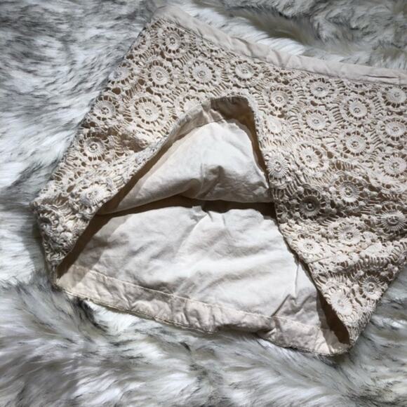Gap Skirt Short White Floral Crochet Lace - Picture 8 of 8